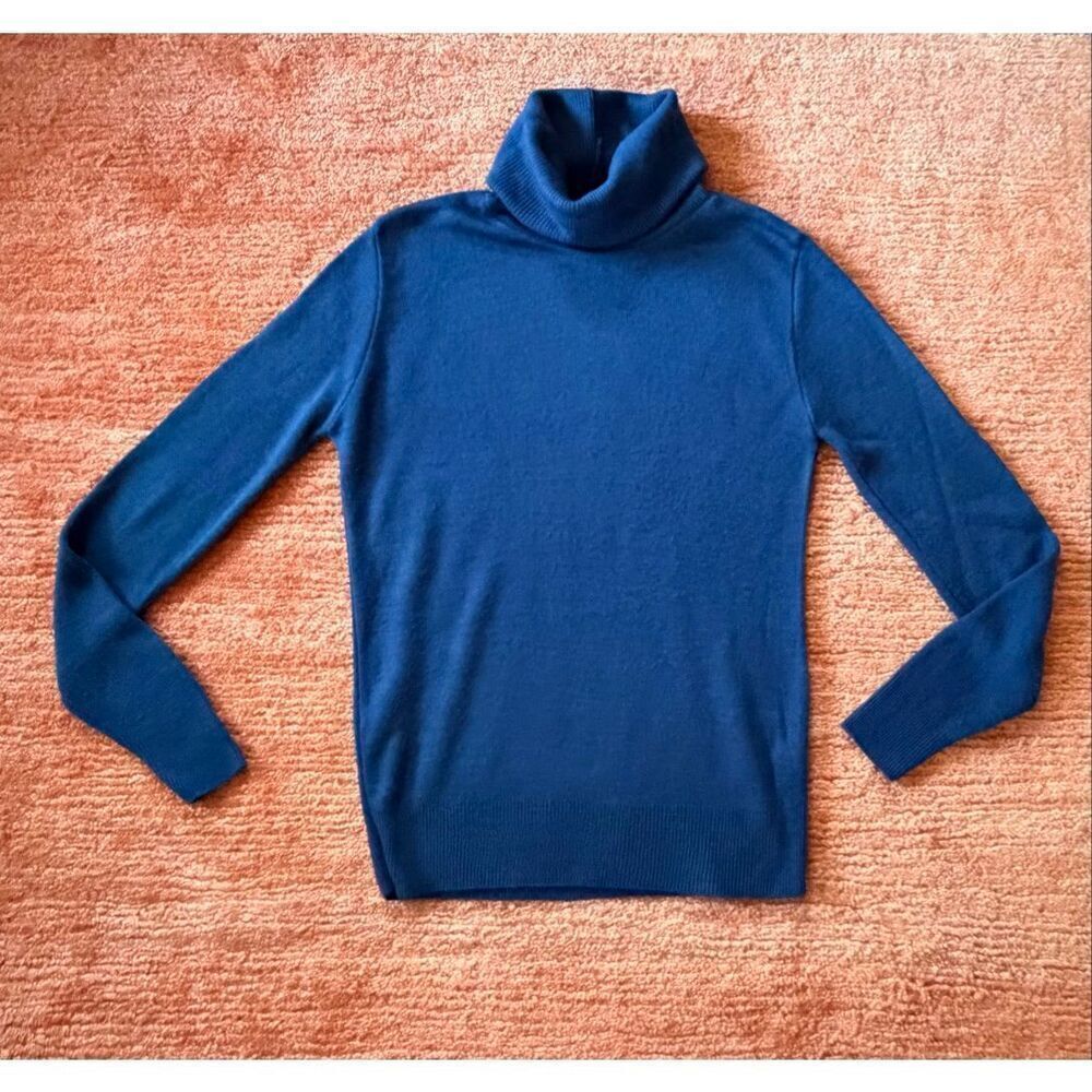 Vintage Dragonfly Blue Turtleneck Sweater Soft Wool Made in USA Size S